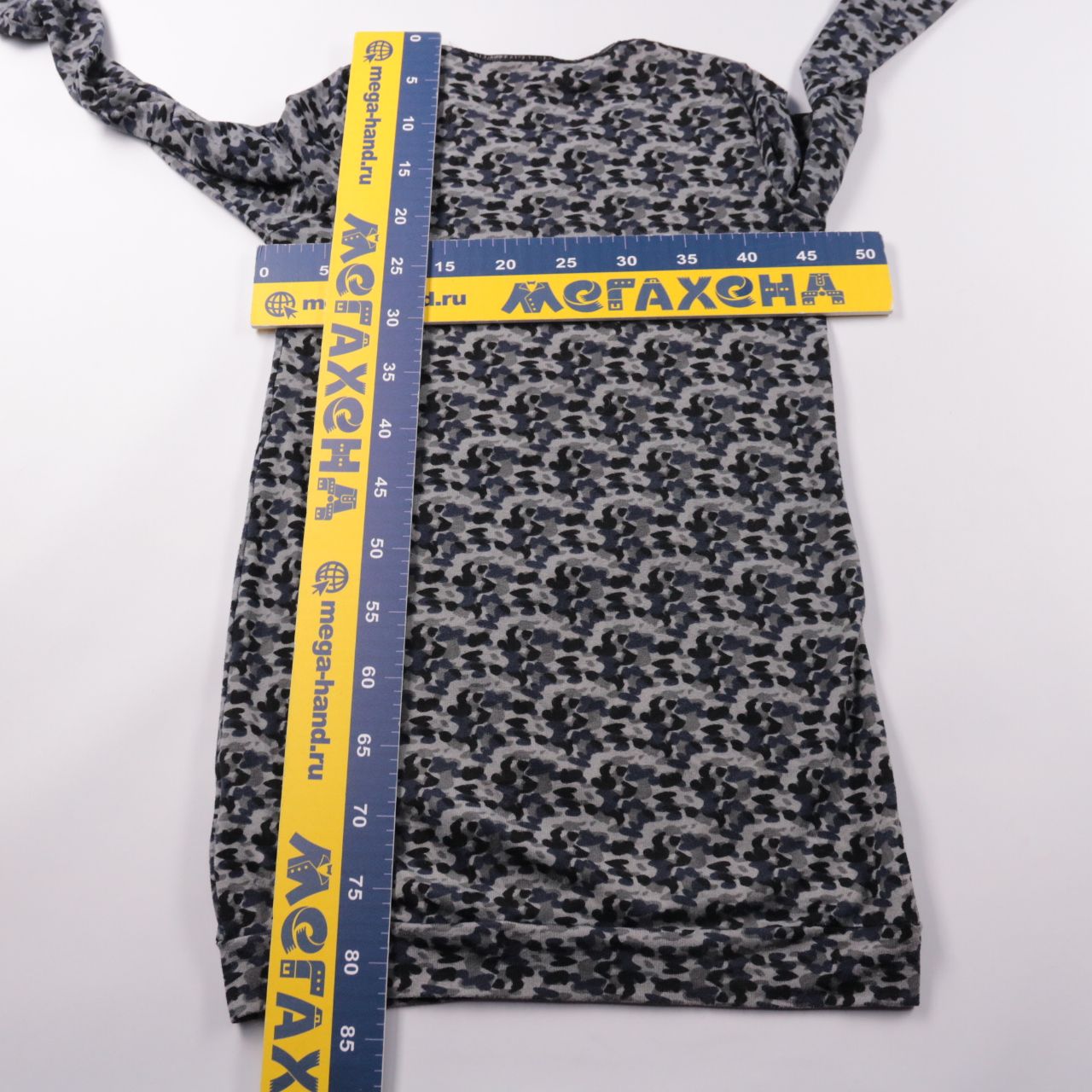 платье не указано