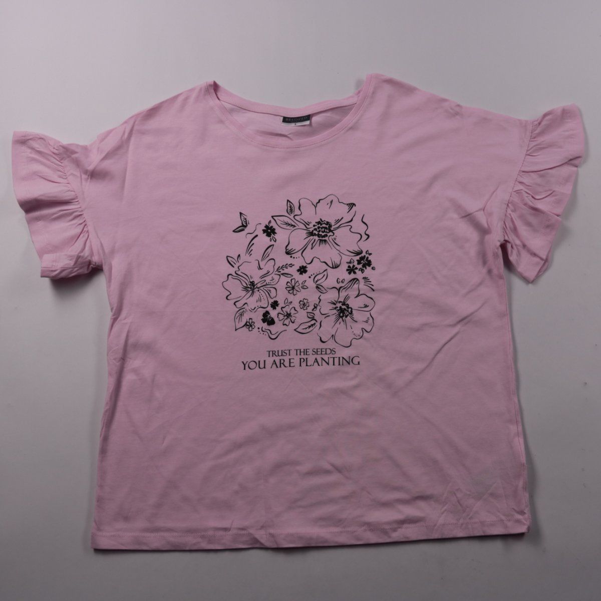 футболка Beloved Woman