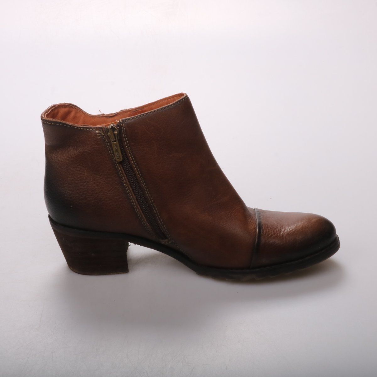 ботильоны Pikolinos