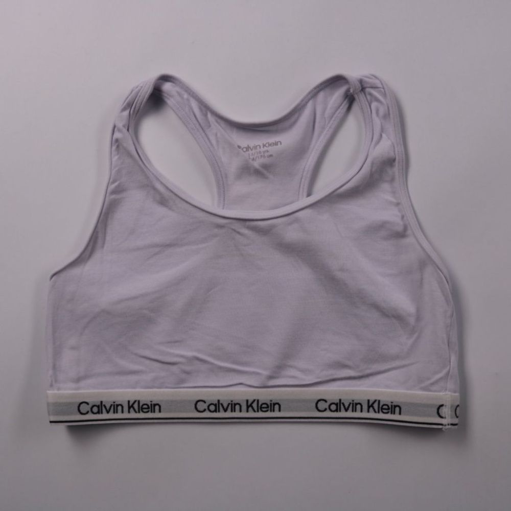 топ Calvin Klein
