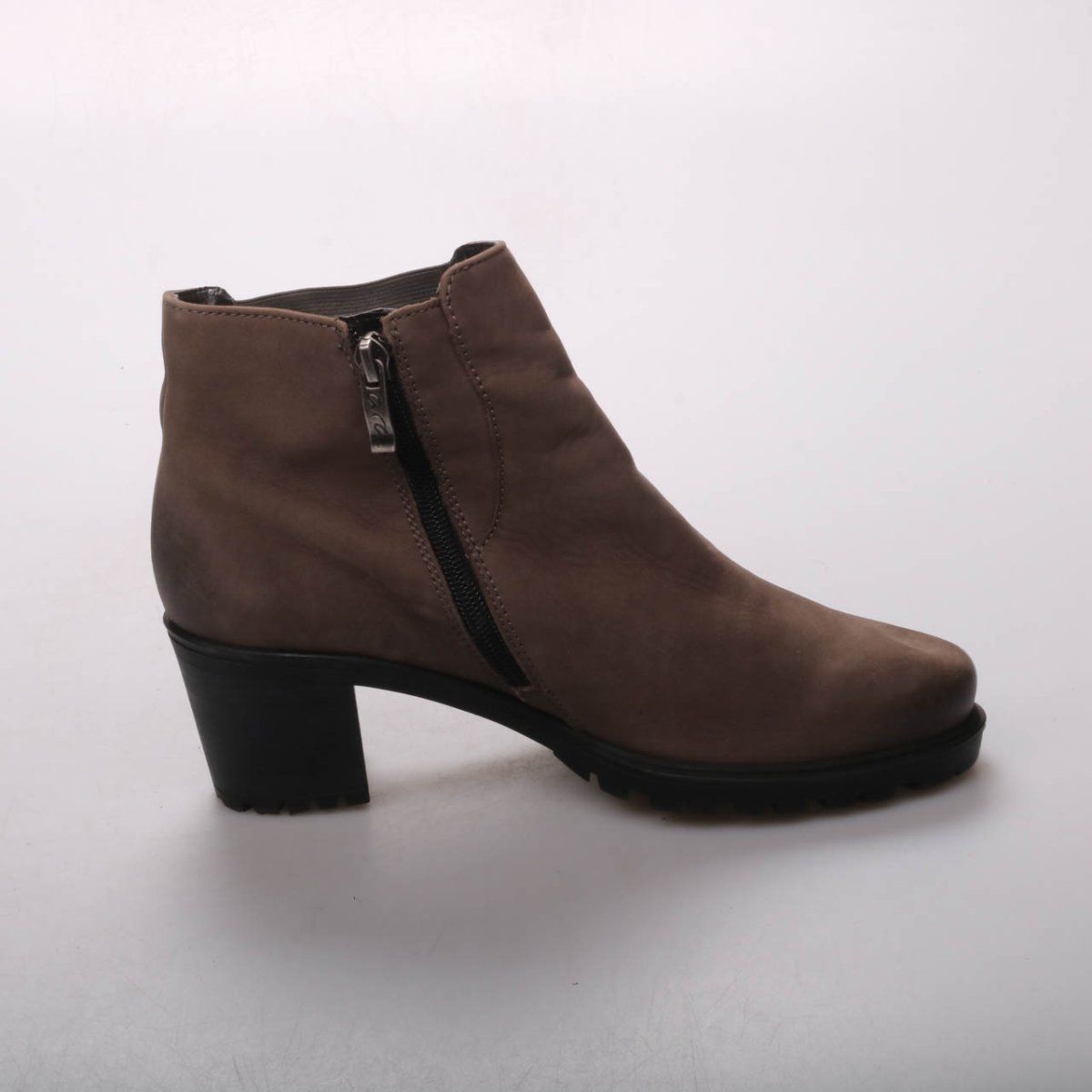 ботильоны Ara