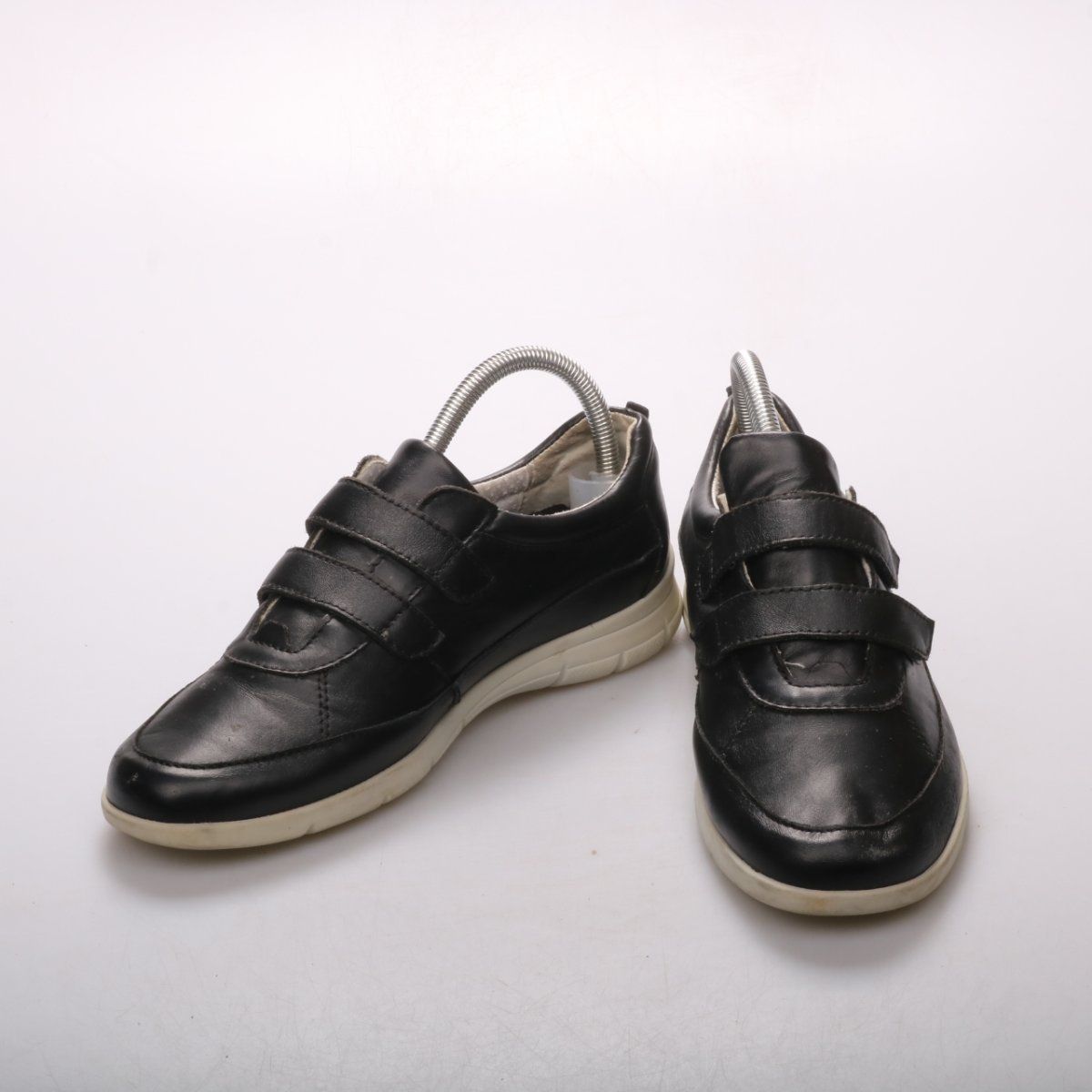 кроссовки U-Power