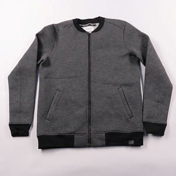 бомбер Distrikt