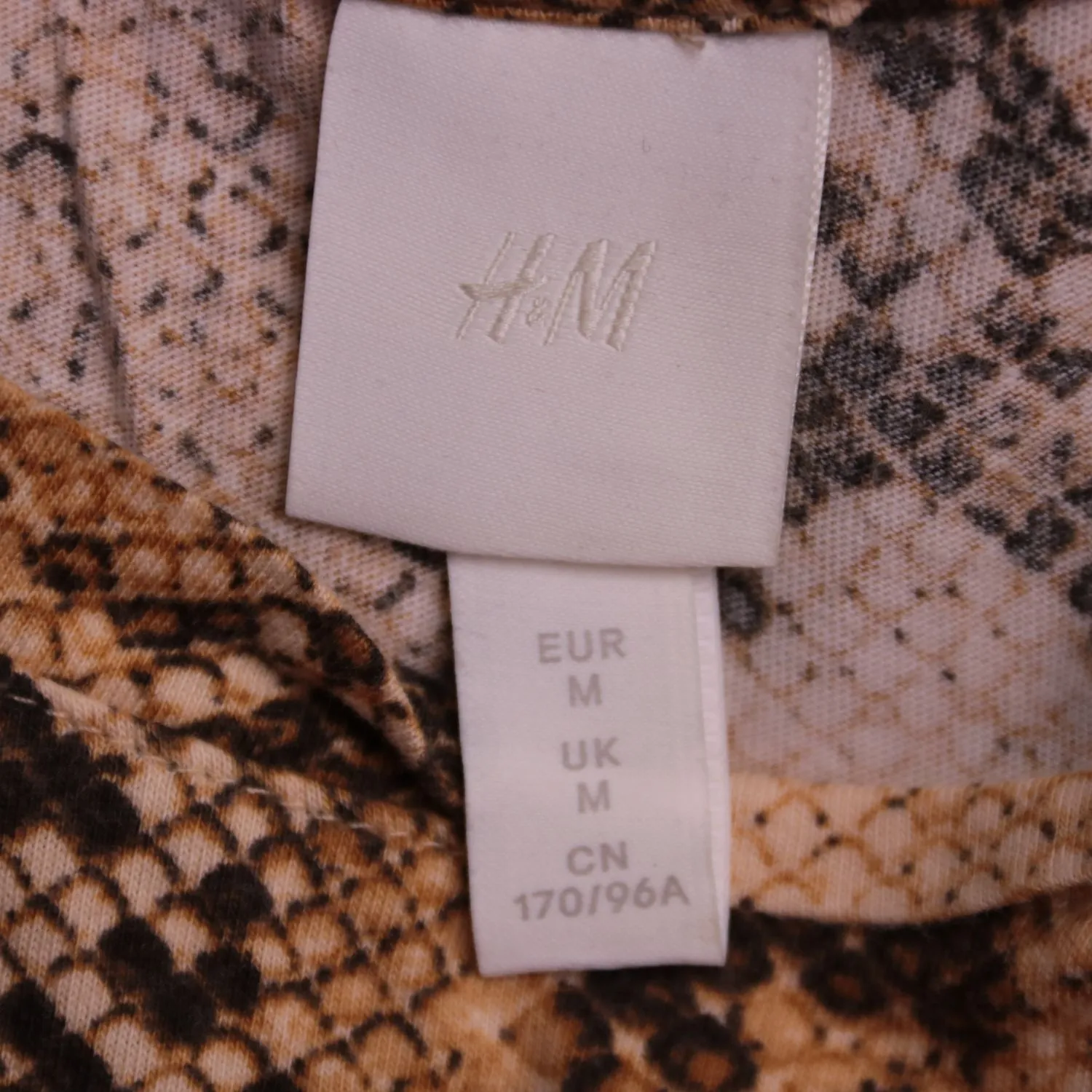 футболка H&M
