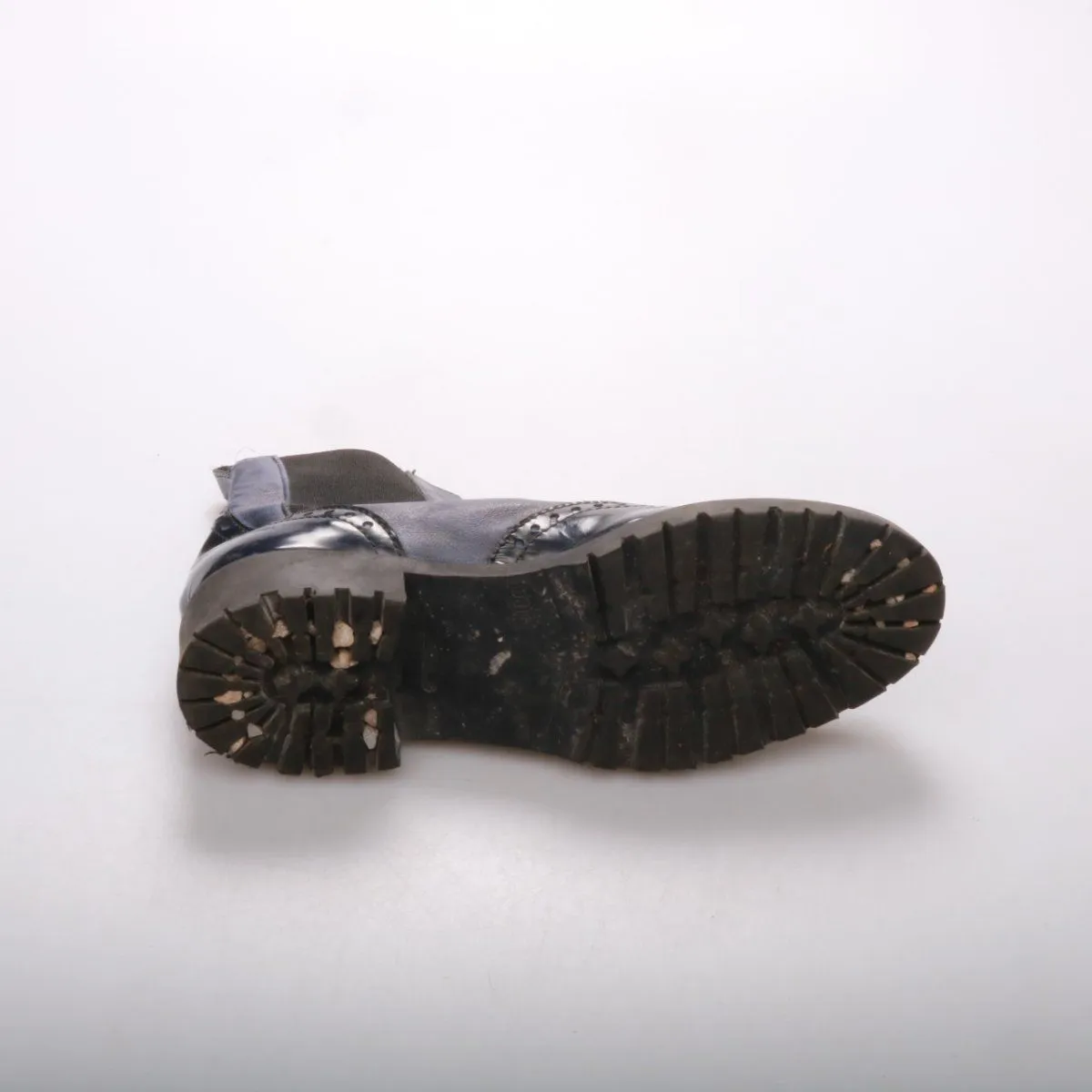 ботинки не указано