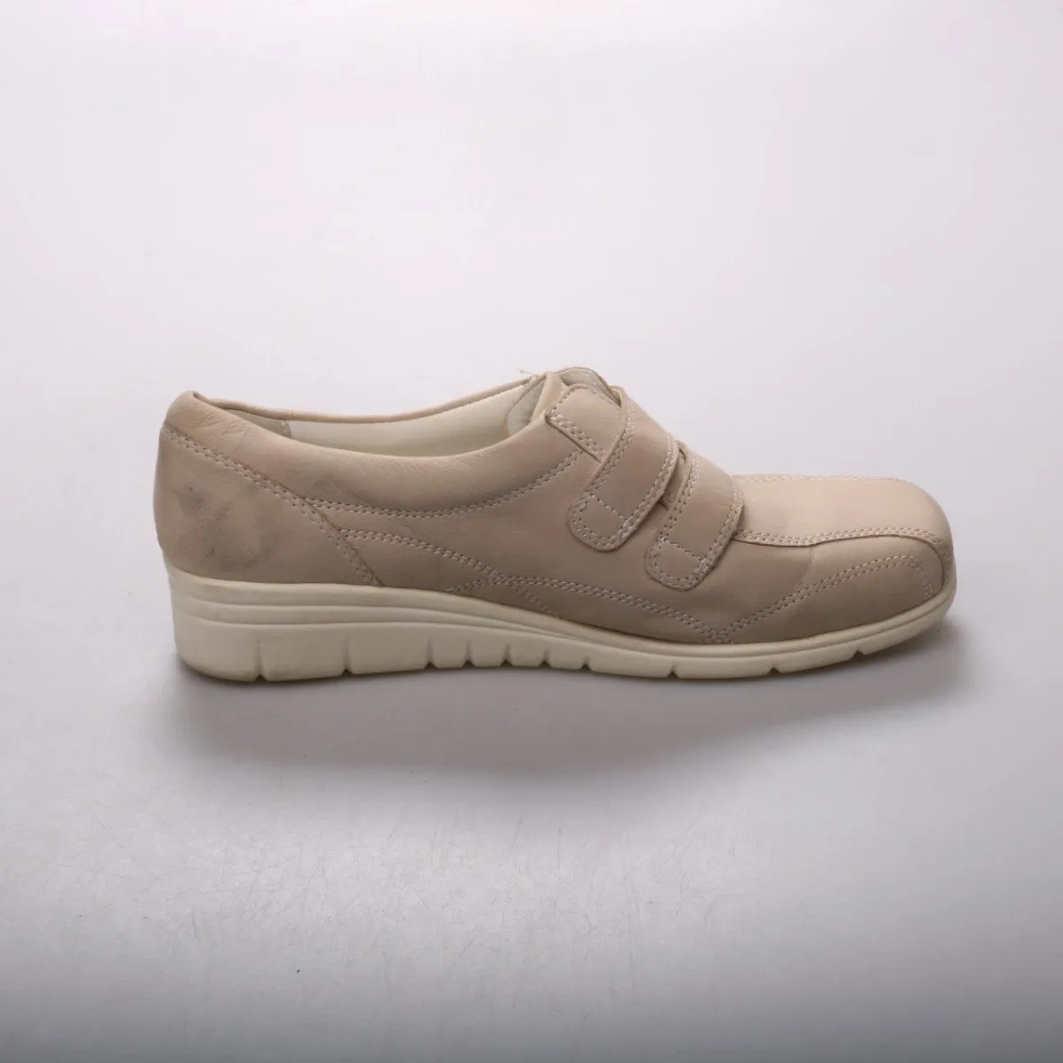 кроссовки Medicus